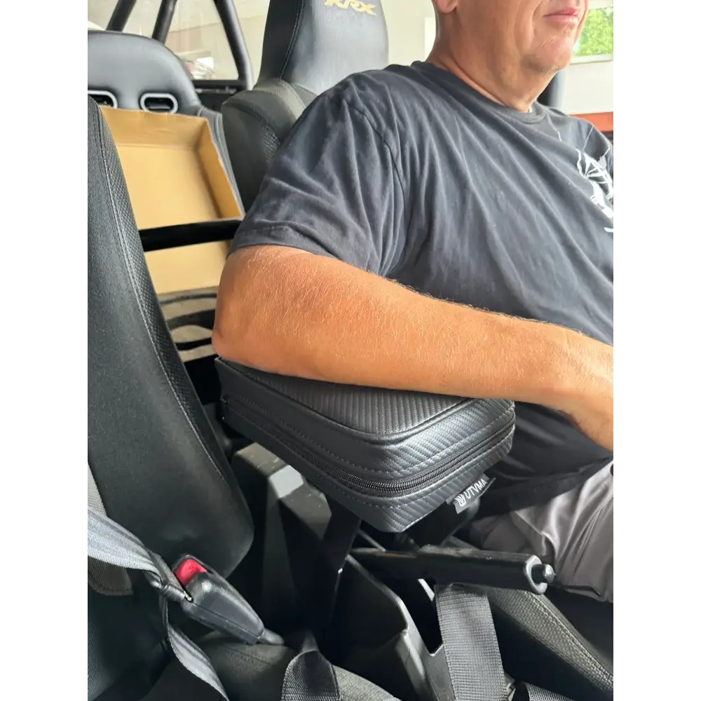 UTVMA RZR Pro Front Arm Rest with Bracket (2020-2024)