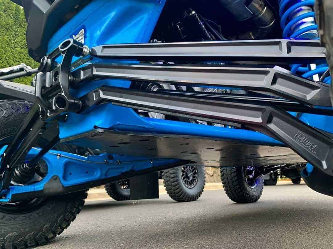 LM-UTV Can-Am Maverick X3 Radius Rods, High Clearance, 72″ Edition