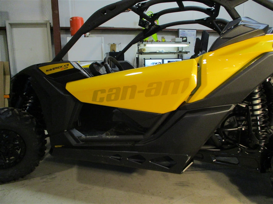 Trail Armor Can Am Maverick X3 Turbo, X3 Turbo R, X3 X DS Turbo R, X3 X DS, X3 X RS Turbo R, X3 X RS, X3 X DS Full Skids with Integrated Slider Nerfs