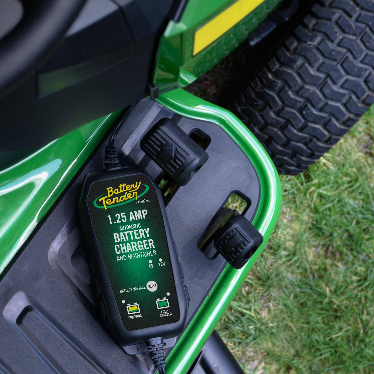 Battery Tender® Plus 1.25 AMP Selectable 12V / 6V Battery Charger and Maintainer - Battery