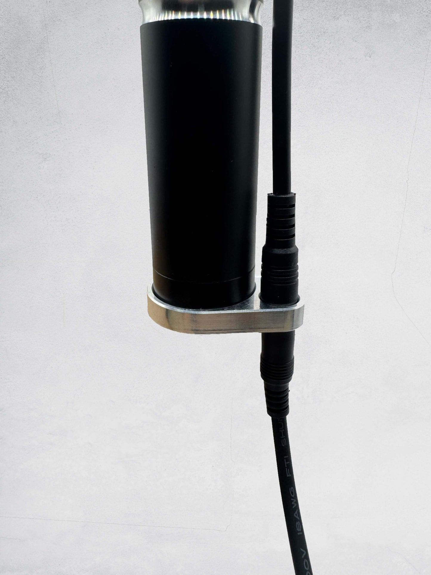 Billet Bolt On Wire Holder - Single / Billet - whip accessories