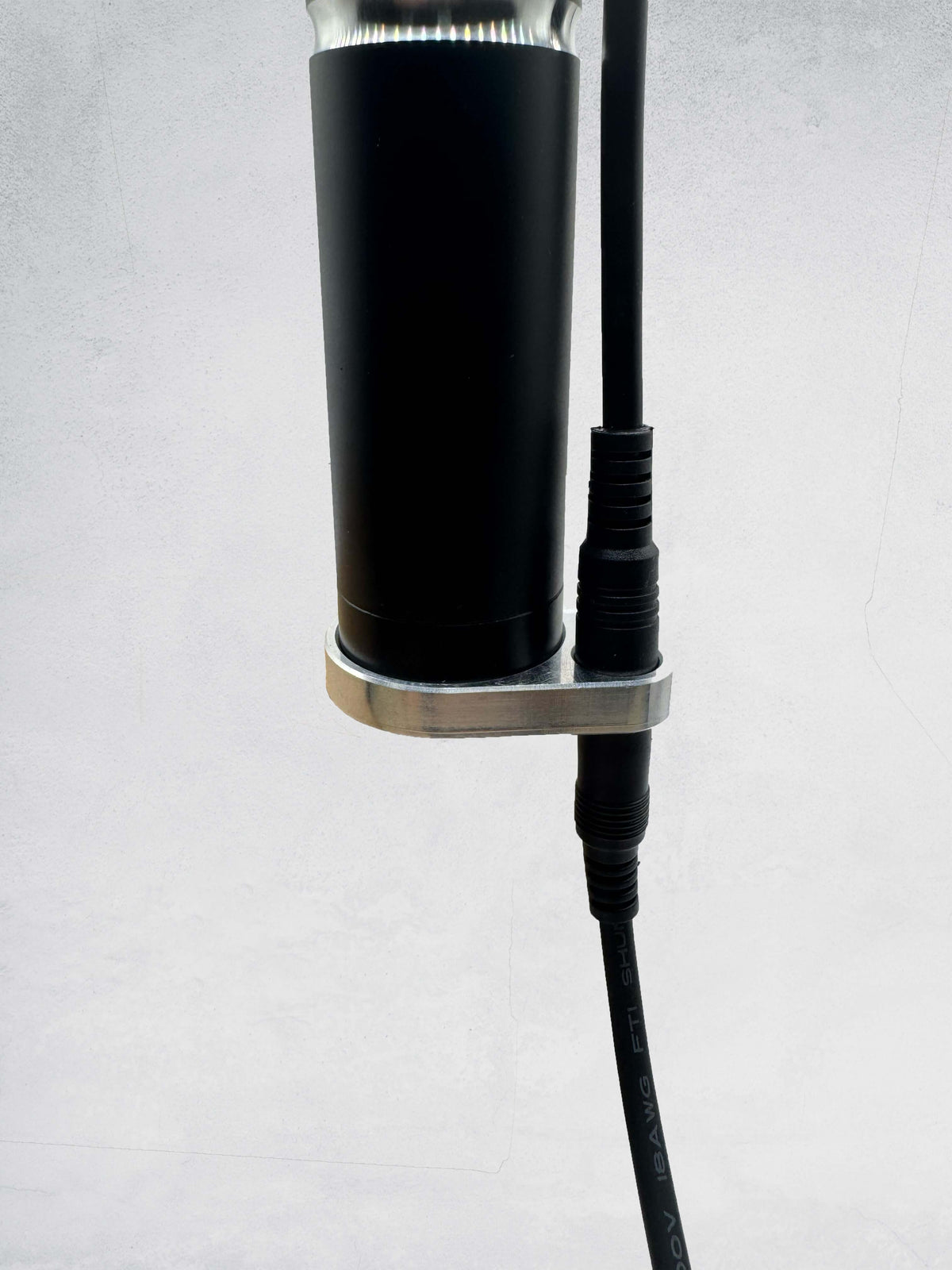 Billet Bolt On Wire Holder - Single / Billet - whip accessories