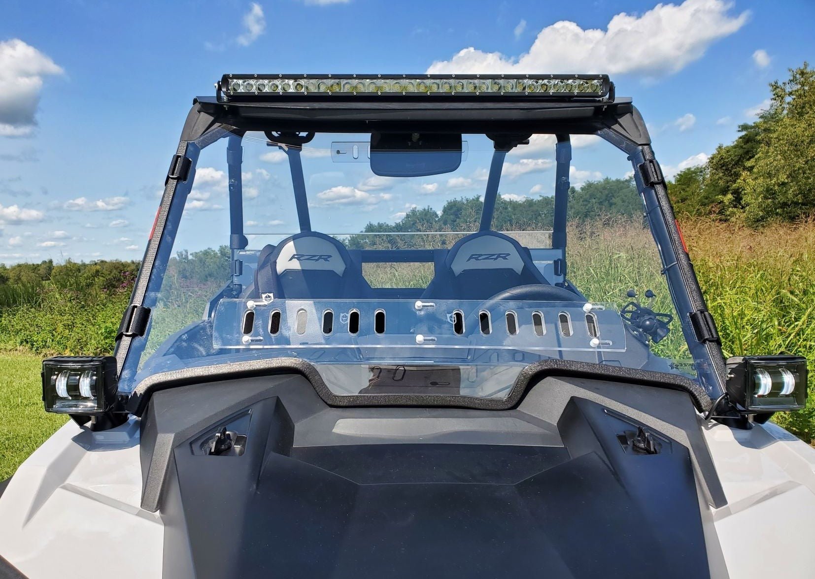 BLOWOUT SPECIAL-Polaris RZR XP 1000/XP Turbo - 1 Pc Scratch-Resistant Windshield - Quick Install Straps / Vented