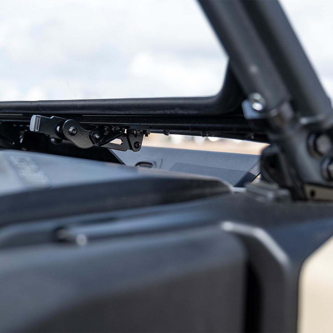 Can-Am Commander Vented Front Windshield - Glass Front Windshield