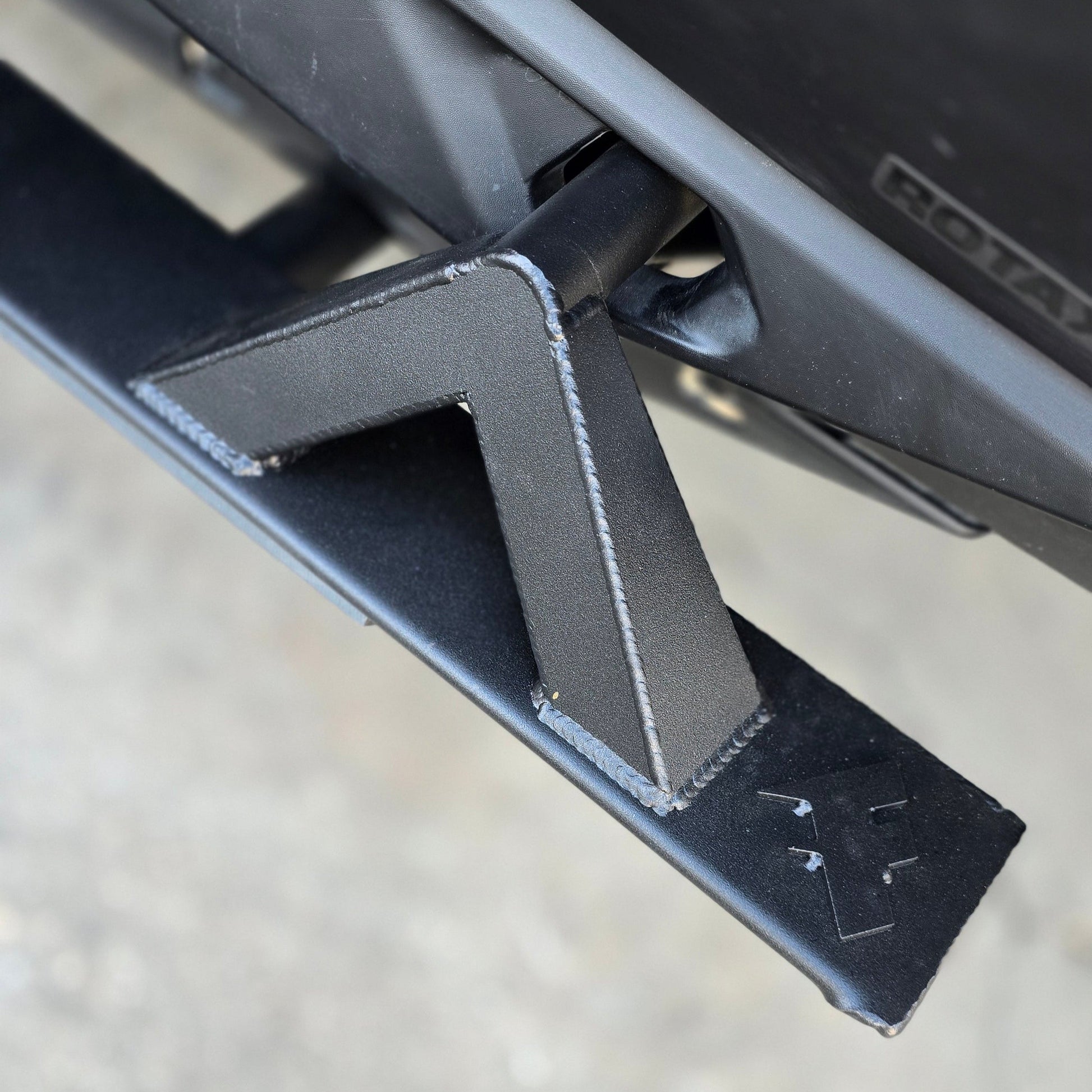 Can-Am Maverick R 2-Seat Rock Slider Steps - Rock Sliders