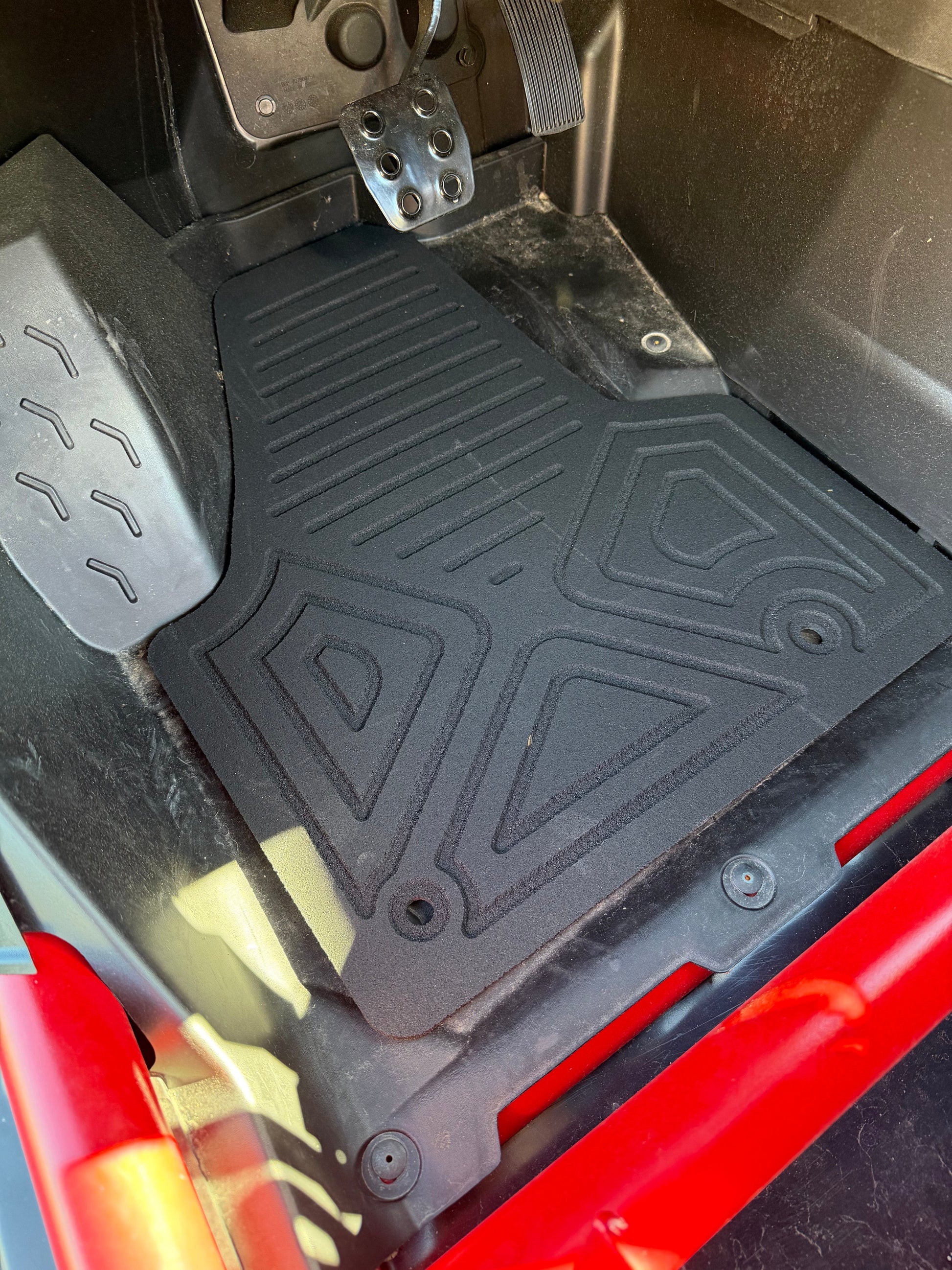 CAN-AM Maverick X3 HD 9mm Rubber Mats (2016 - current) - 2 Door Floor / XTREAM WAVE Design (Most Popular) - Floor Mat