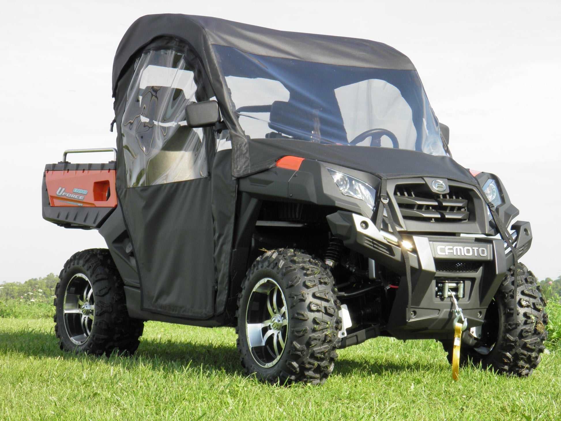 CFMoto UForce 500/800 - Full Cab Enclosure with Vinyl Windshield (Full Doors) - Full Cab Enclosure