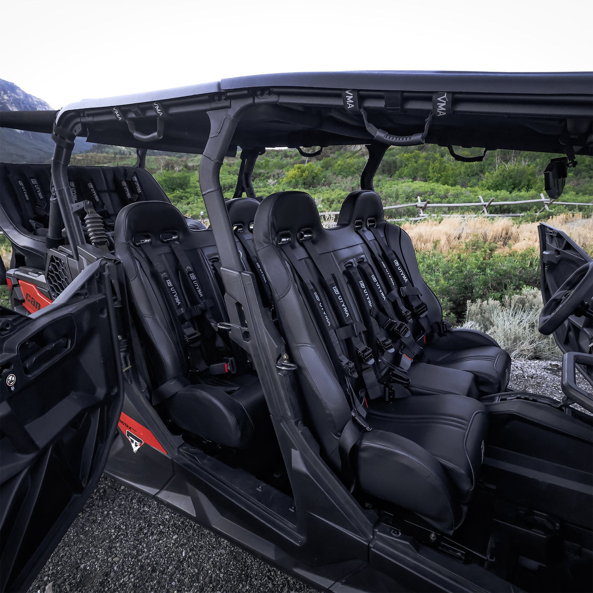 Commander Max Front Bench Seat With Harnesses (2021+) - Bench Seat