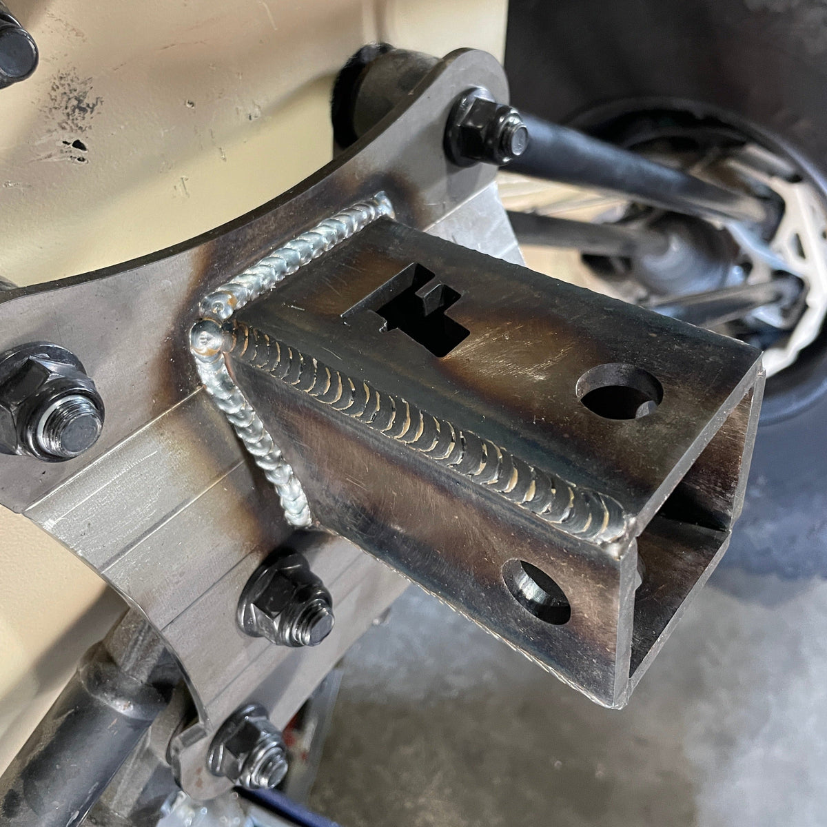 FastLab Can-am X3 Radius Rod Hitch Pull Plate - RAW - Hitch Receiver
