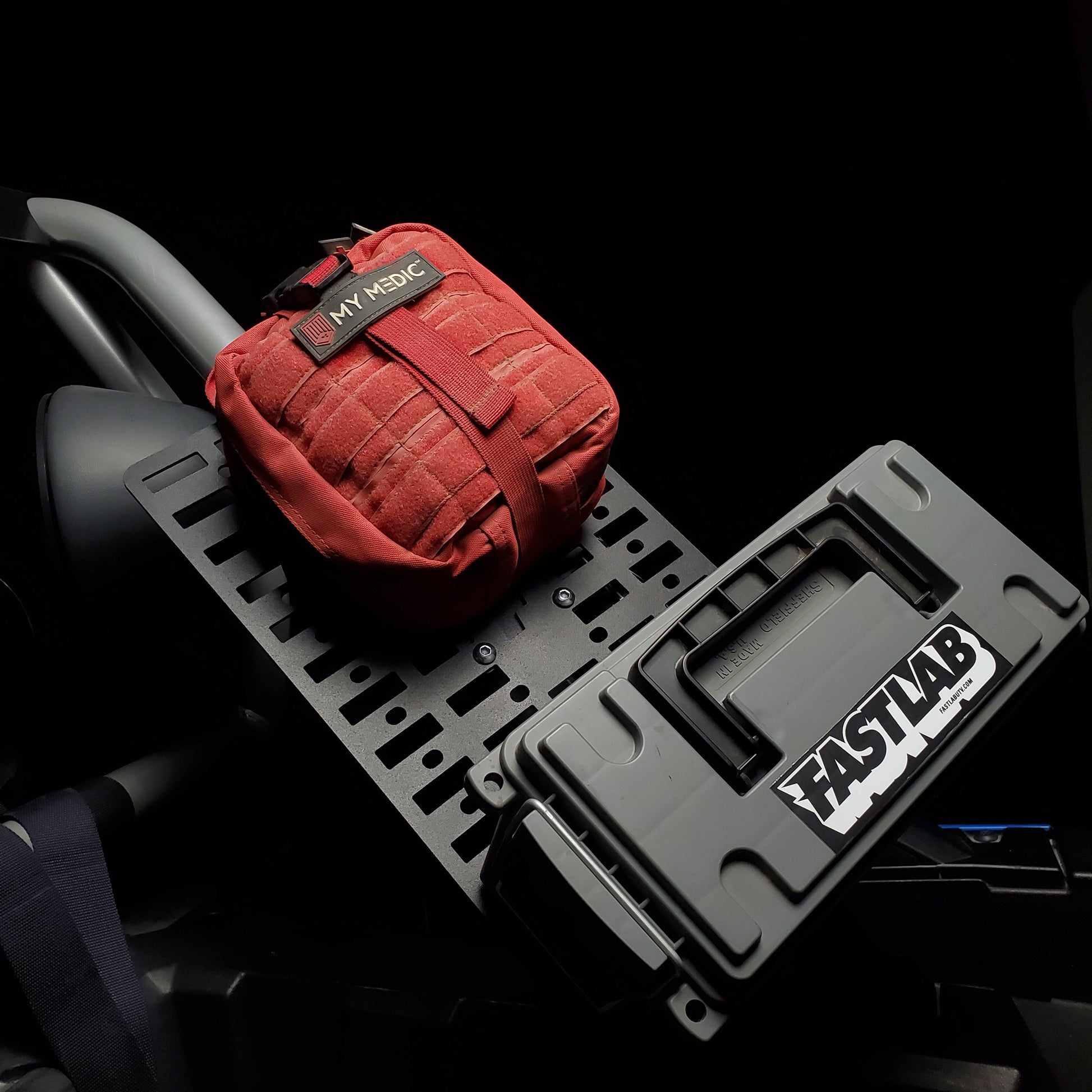 FastLab Universal Tube Clamp Molle Plate - UNIVERSAL STORAGE
