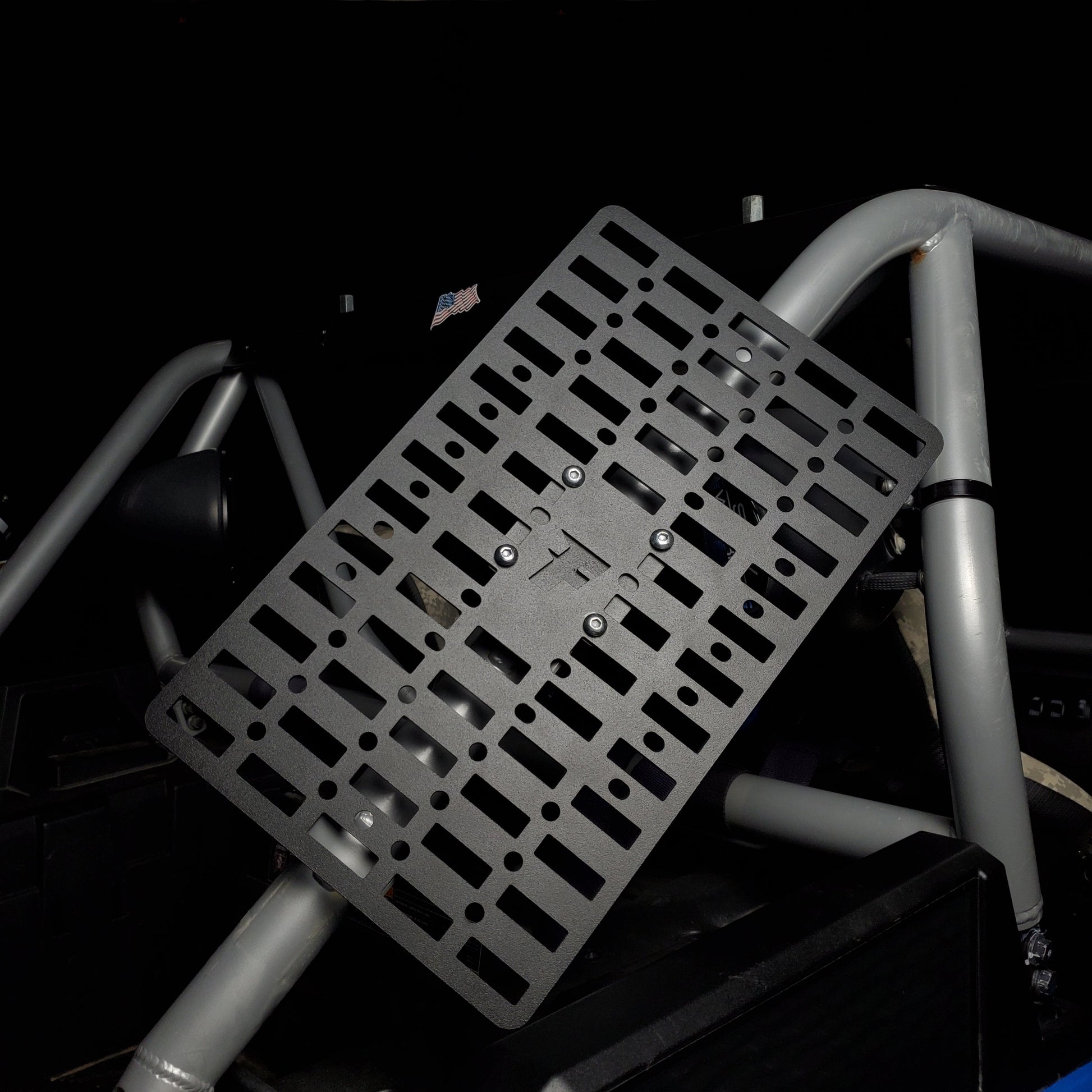 FastLab Universal Tube Clamp Molle Plate - UNIVERSAL STORAGE