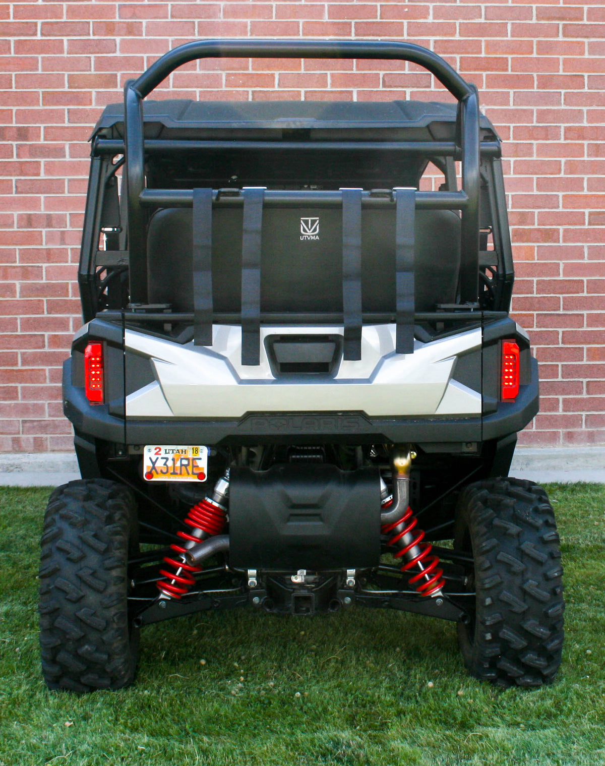 General / General 4 Backseat and Roll cage Kit (2016+) - Backseat and Roll Cage