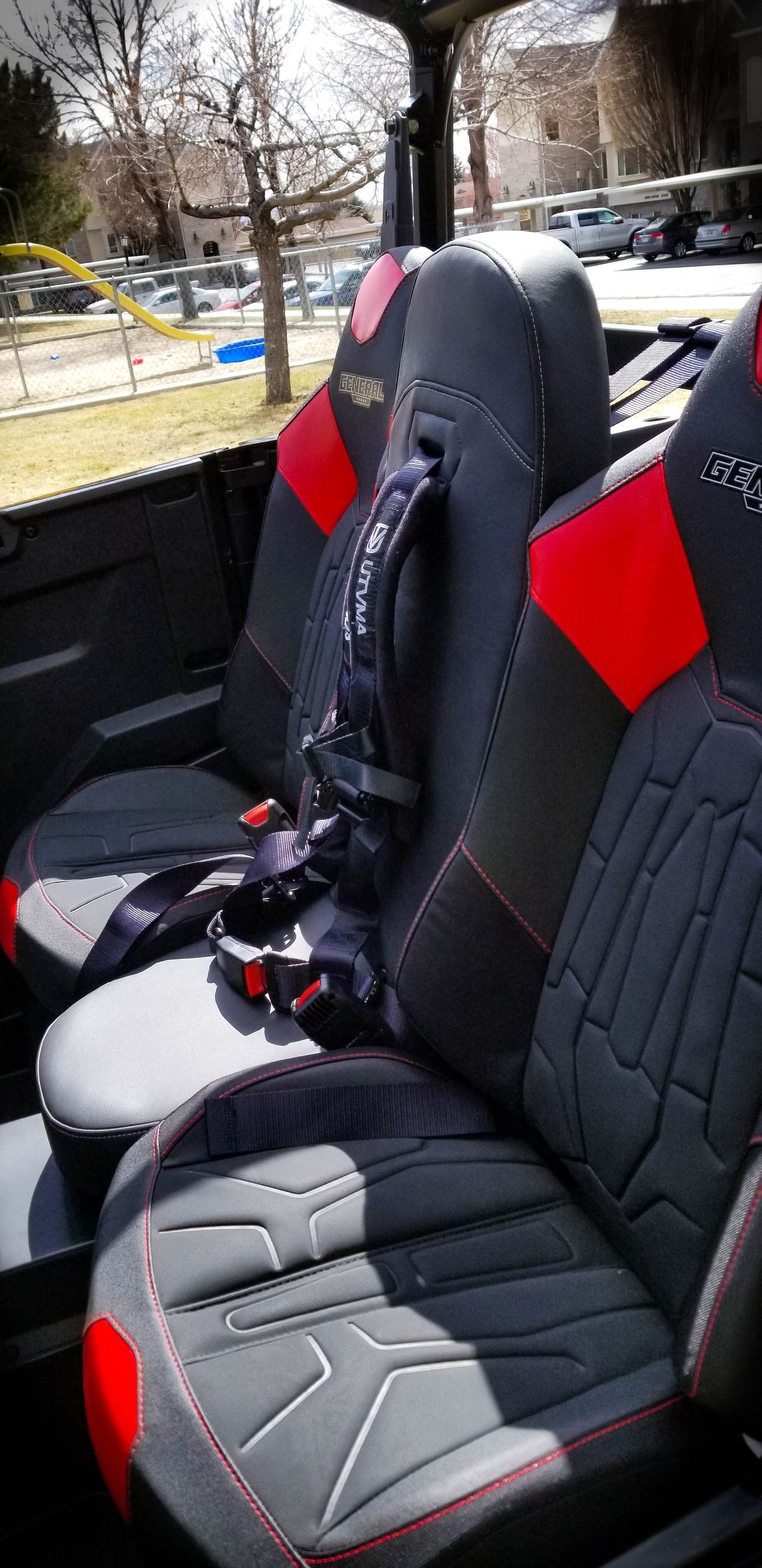 General 4 Rear Bump Seat w Console Delete Kit (2016+) - Bump Seat