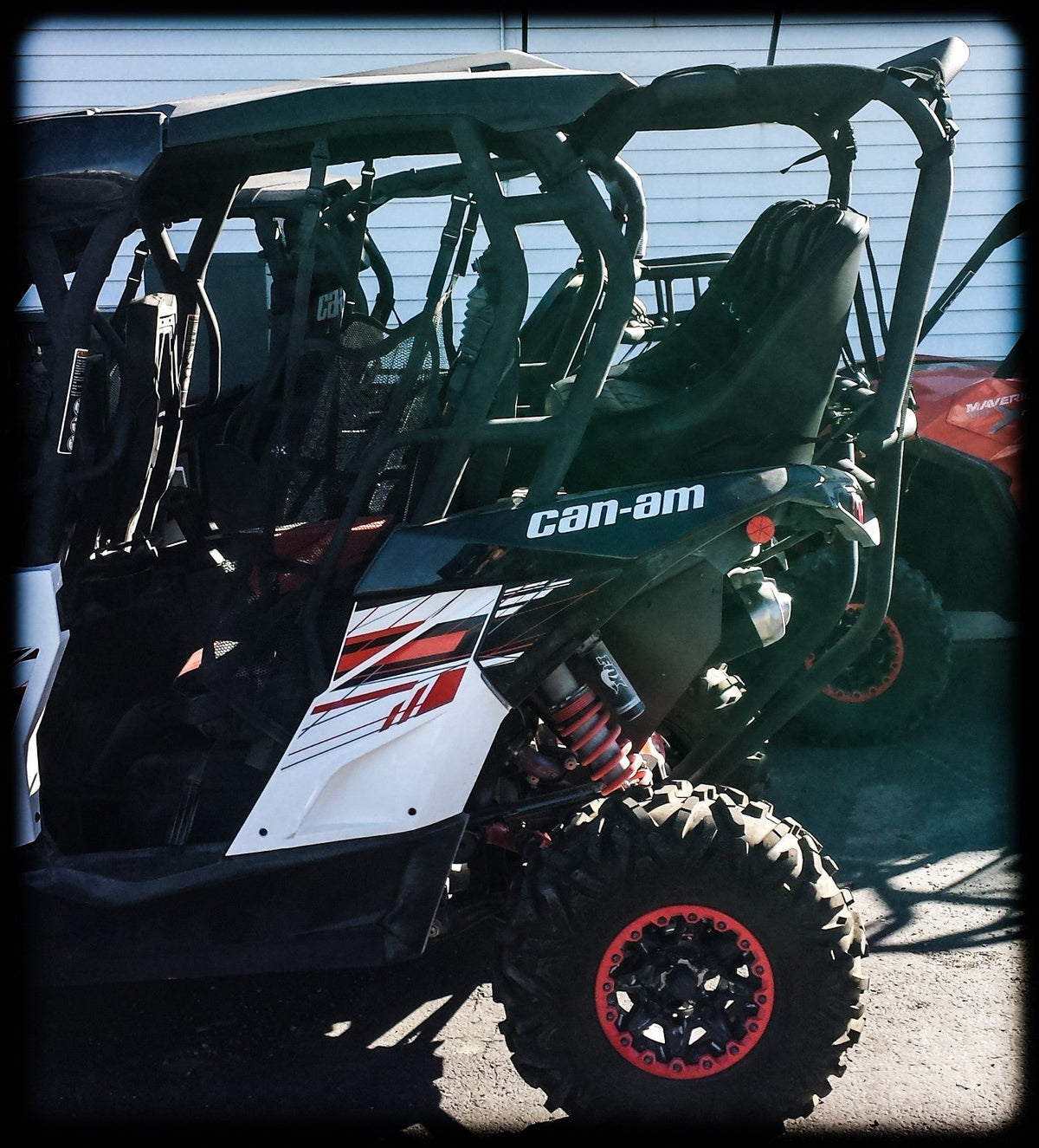 Maverick 1000/ Maverick 1000 Max Backseat and Roll Cage (2013-2018) - Backseat and Roll Cage