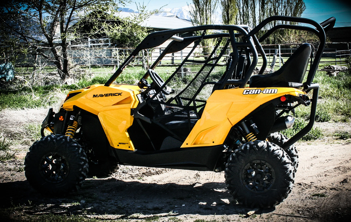 Maverick 1000/ Maverick 1000 Max Backseat and Roll Cage (2013-2018) - Backseat and Roll Cage