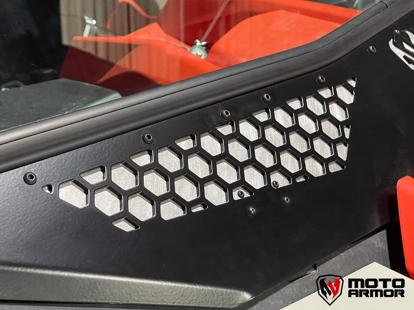 Maverick X3 Vented Full Glass Windshield - Glass Front Windshield