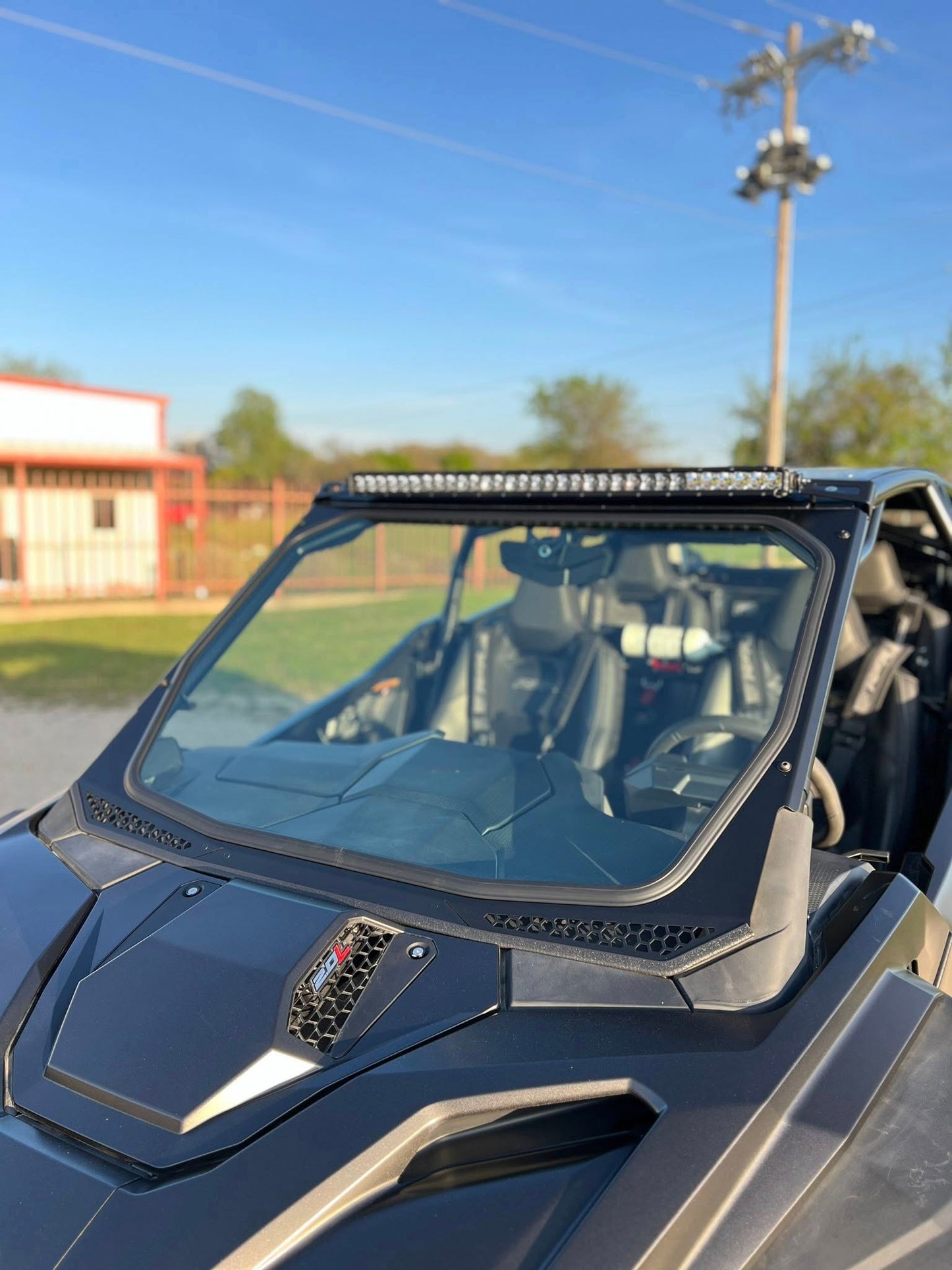 Moto Armor ABF Fabrication 2025+ Pro Series Full Glass Windshield - Glass Front Windshield
