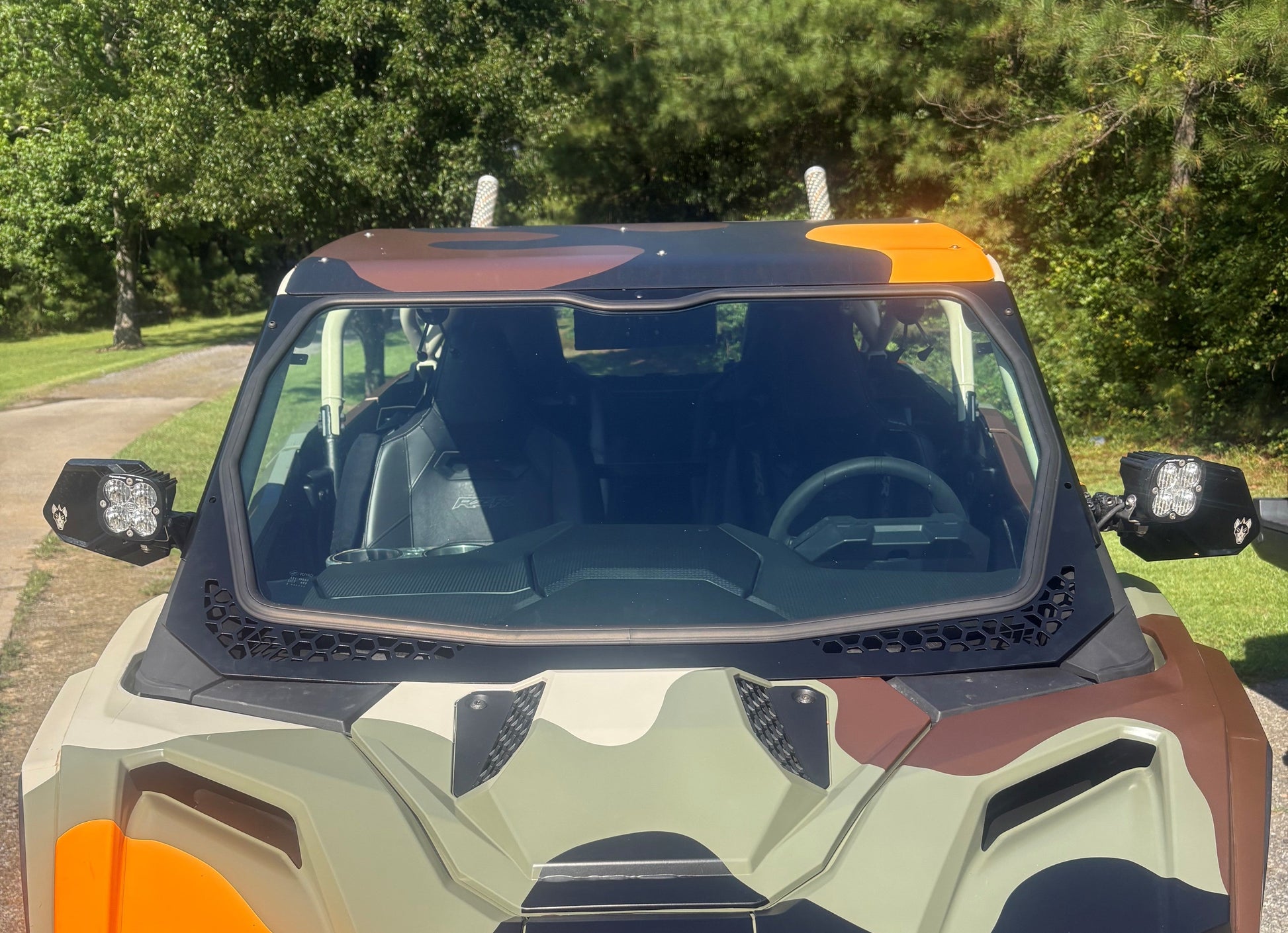 Moto Armor L&W Fab 2025+ Pro Series 4 seat Full Glass Windshield - Glass Front Windshield