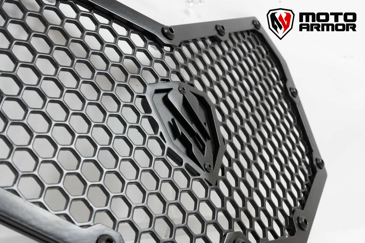 Moto Armor Maverick X3 Radiator Grill Set - Vehicle Parts & Accessories