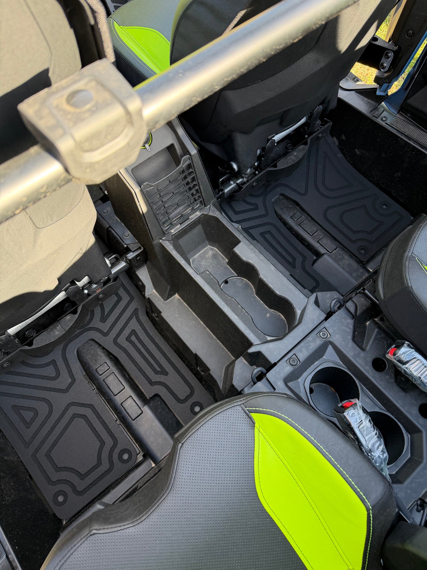 Polaris Pro XP / Pro R HD 9mm Rubber Mats (2019 - current) - 4 Door Crew Floor / XTREAM WAVE Design (Most Popular)