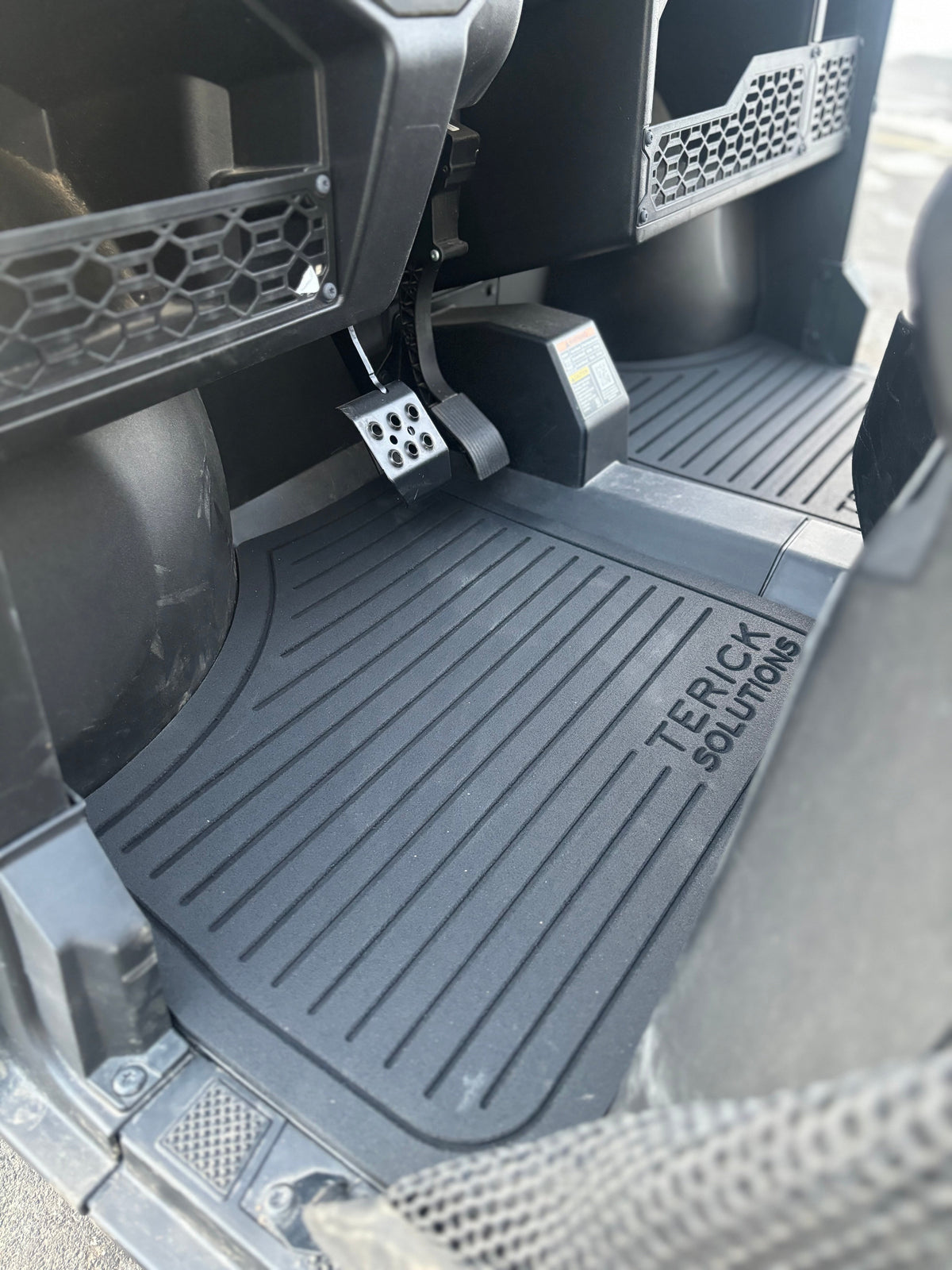 Polaris Ranger Mid Size 570 Rubber Floor Mats - UTV Rubber floor mats
