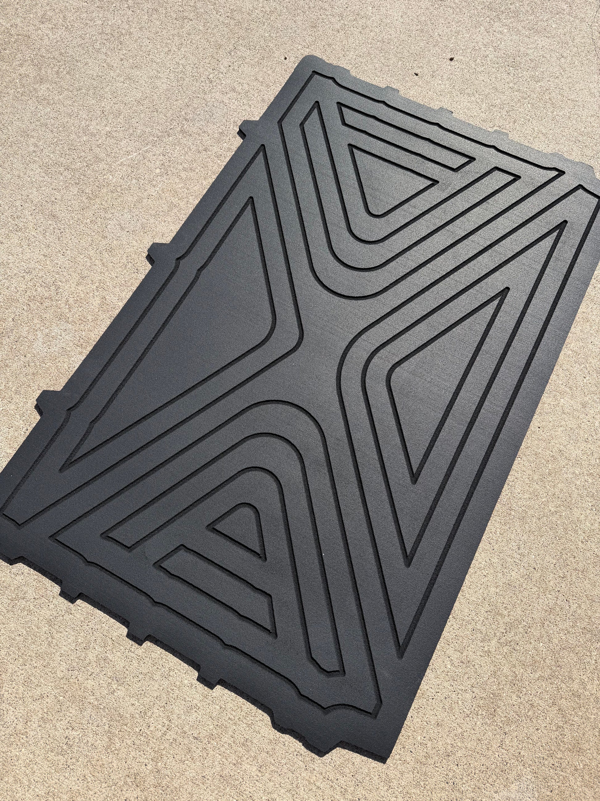 Polaris Ranger XP1000 HD 9mm Rubber Mats (2018 to current) - Bed Mat / XTREAM WAVE Design (Most Popular) - Floor Mat