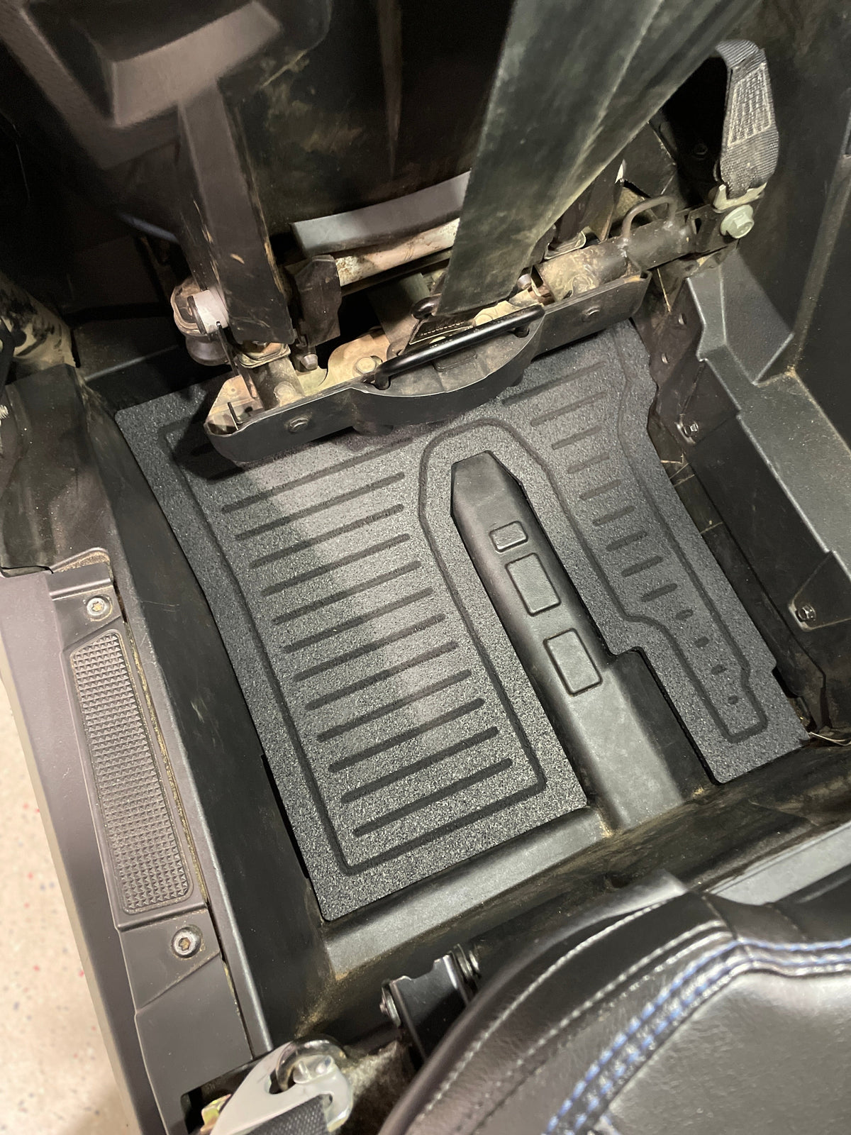 Polaris RZR PRO R Rubber Floor Mats - UTV Rubber floor mats