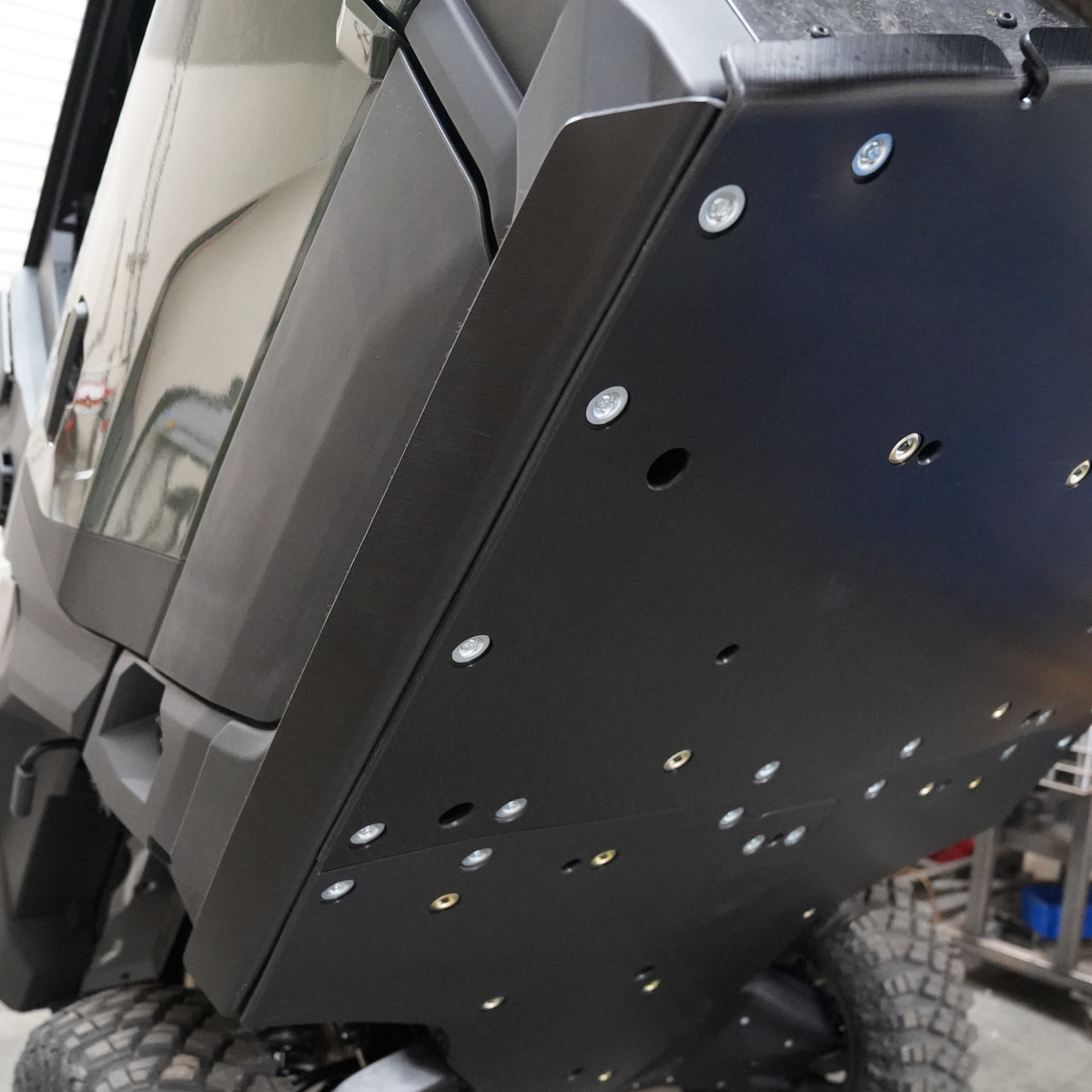 Polaris Xpedition UHMW Rock Sliders - Rock Sliders