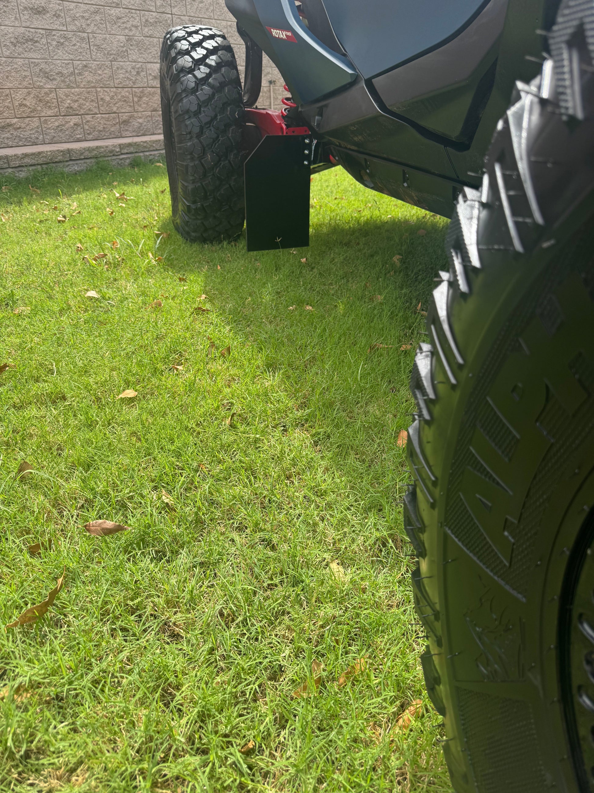 Rock Knocker for Can-Am Maverick R - Fender Guards