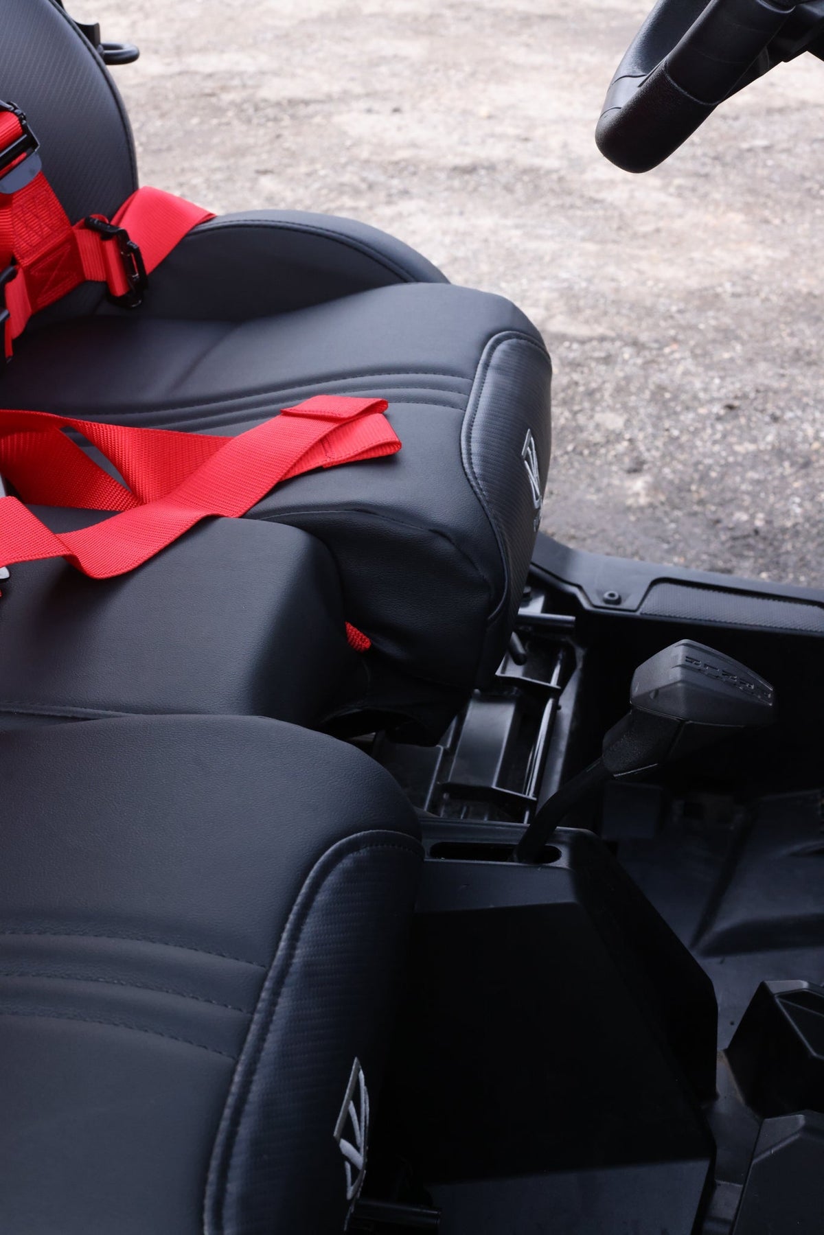RZR 1000 XP/XP S (2024+) Front/Rear Bench Seat W Harnesses 2 and 4 Seater - Bench Seat