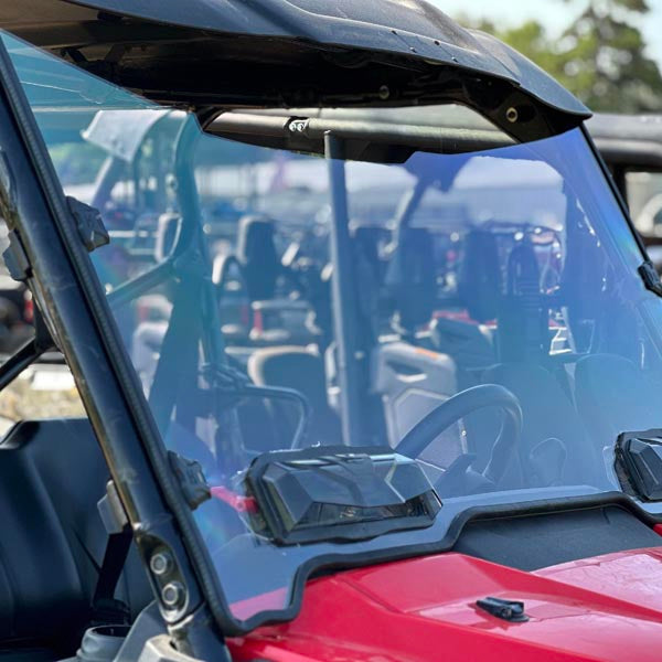 Seizmik Toolless Versa-Vent Scratch Resistant Hard Coated Windshield for Honda Pioneer 1000