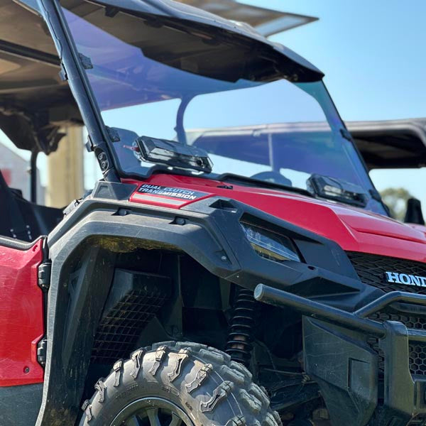 Seizmik Toolless Versa-Vent Scratch Resistant Hard Coated Windshield for Honda Pioneer 1000