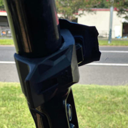 Seizmik Toolless Versa-Vent Scratch Resistant Hard Coated Windshield for Honda Pioneer 1000