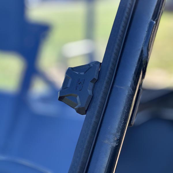 Seizmik Toolless Versa-Vent Scratch Resistant Hard Coated Windshield for Honda Pioneer 1000