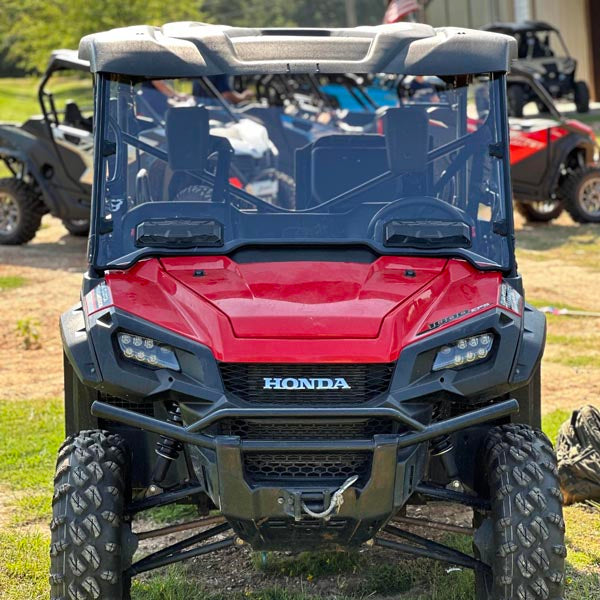 Seizmik Toolless Versa-Vent Scratch Resistant Hard Coated Windshield for Honda Pioneer 1000