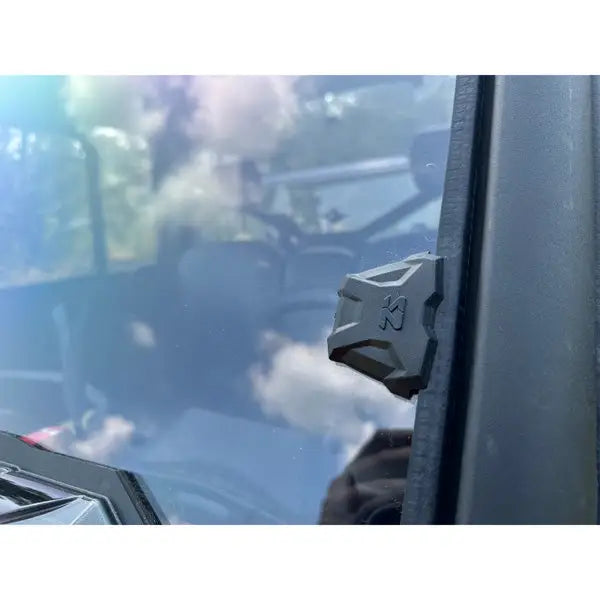 Seizmik Toolless Versa-Vent UV1 Windshield Kit for Can-Am Defender - Windshields