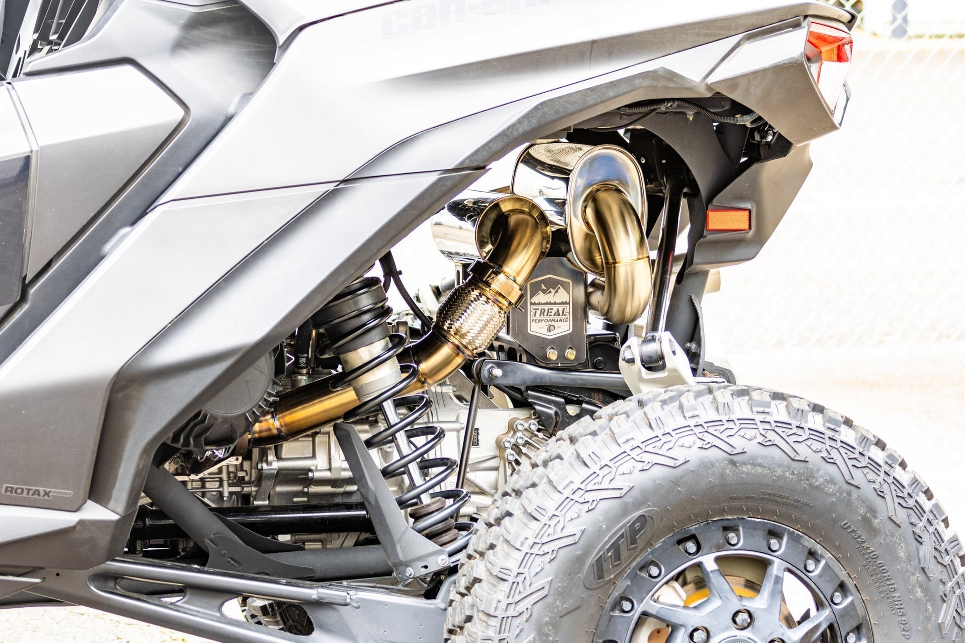 Treal Performance | 2024-2026 Can-Am Maverick R ’The Patriot’ Exhaust System - Exhaust