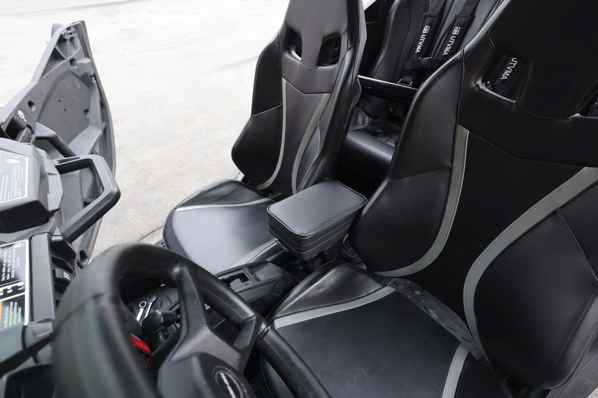 UTVMA Maverick Sport Armrest with Bracket (2018-2024) - Arm Rest