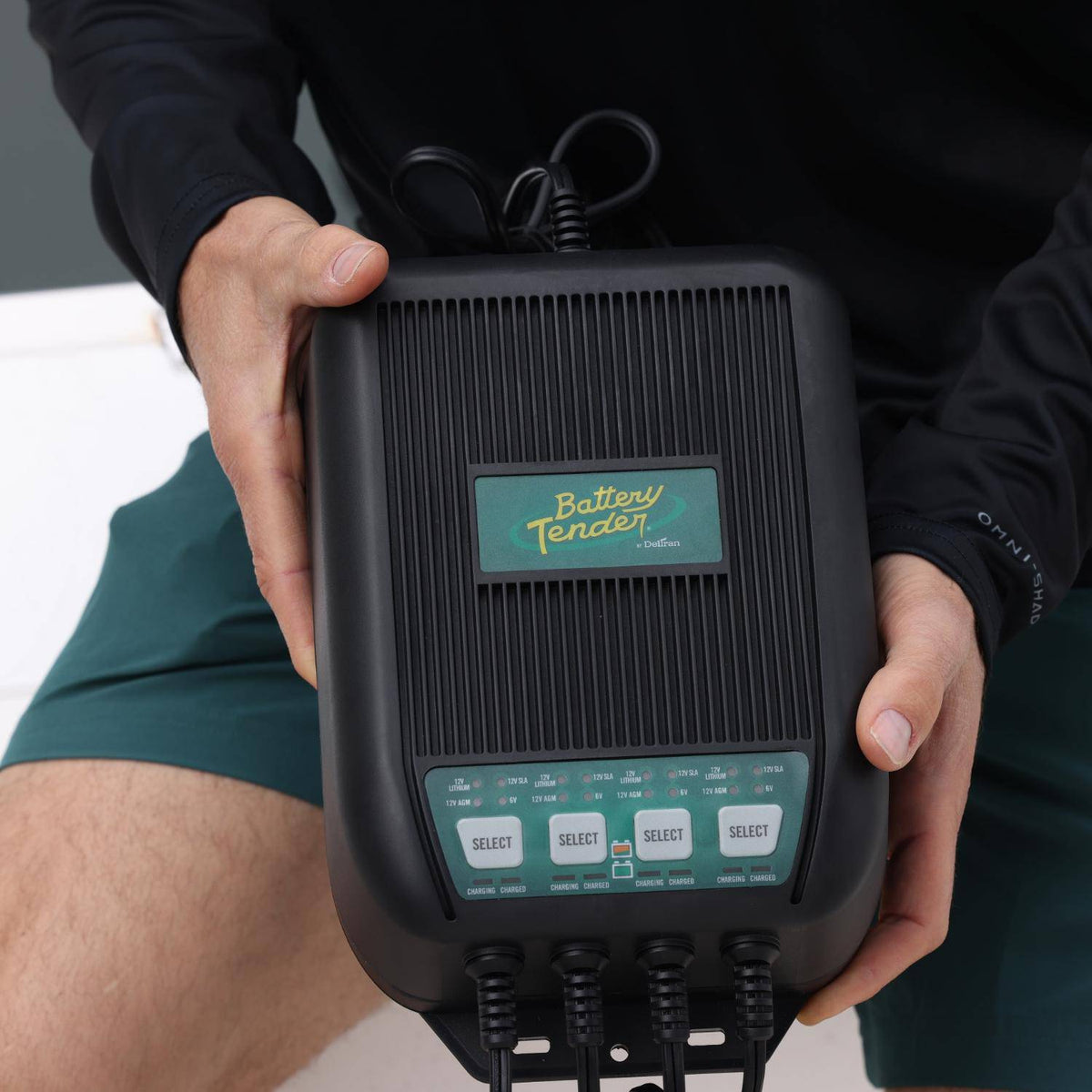 WaveCharge 4-Bank 12V 12 Amp Battery Charger and Maintainer - Battery