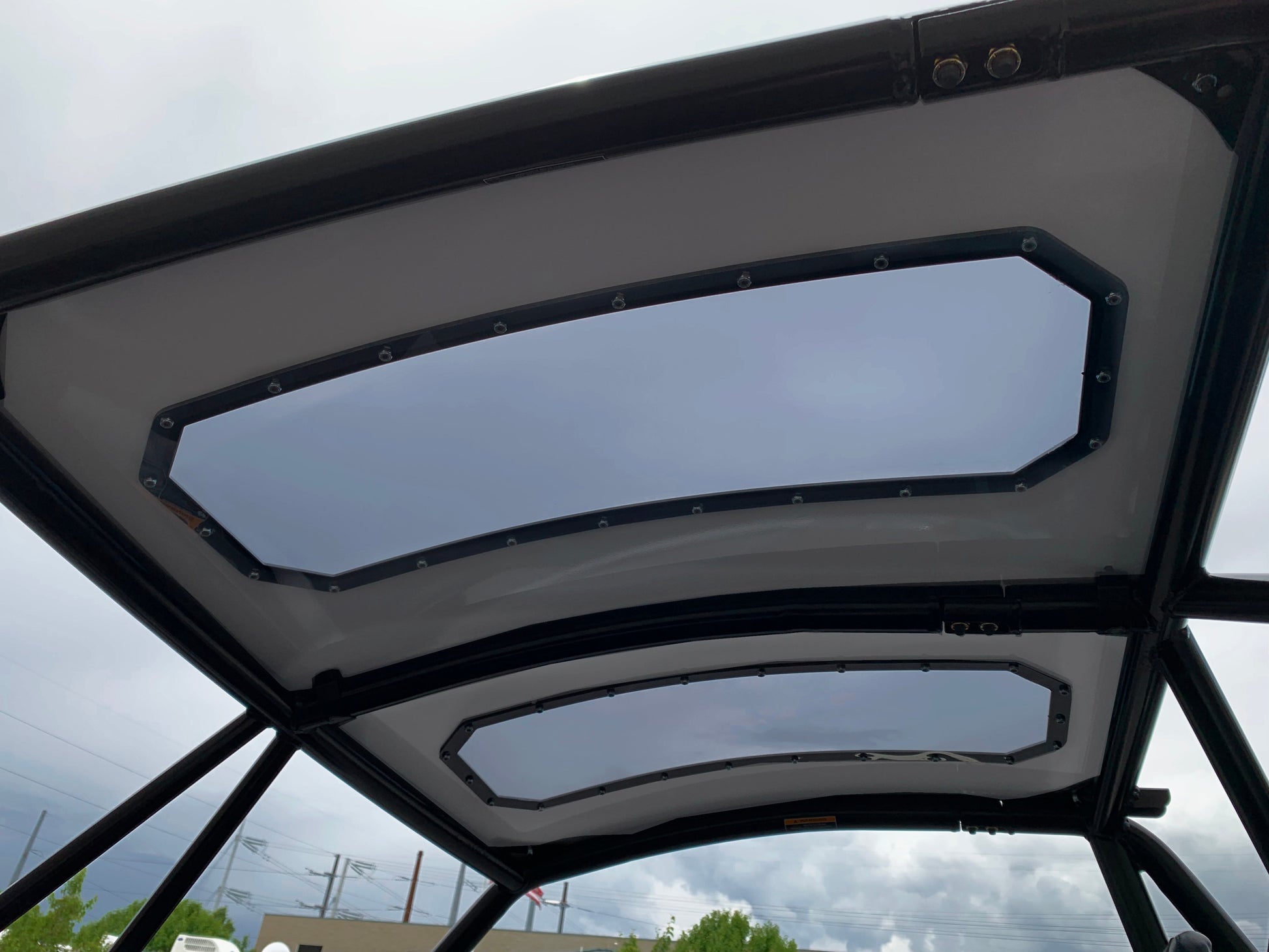 Wild Cat Aluminum Roof with Sunroof - Roof