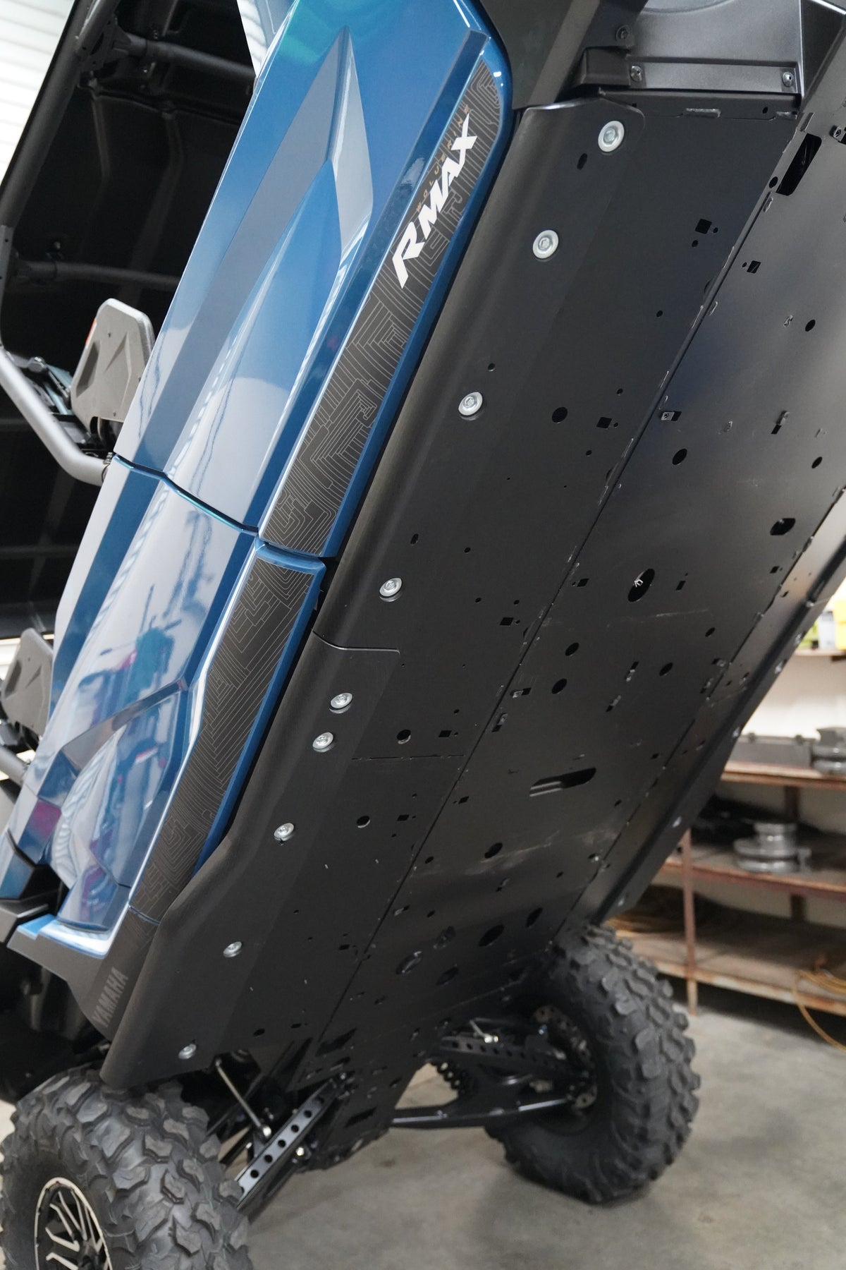 Yamaha Wolverine RMAX4 (2025+) UHMW Rock Sliders - Rock Sliders